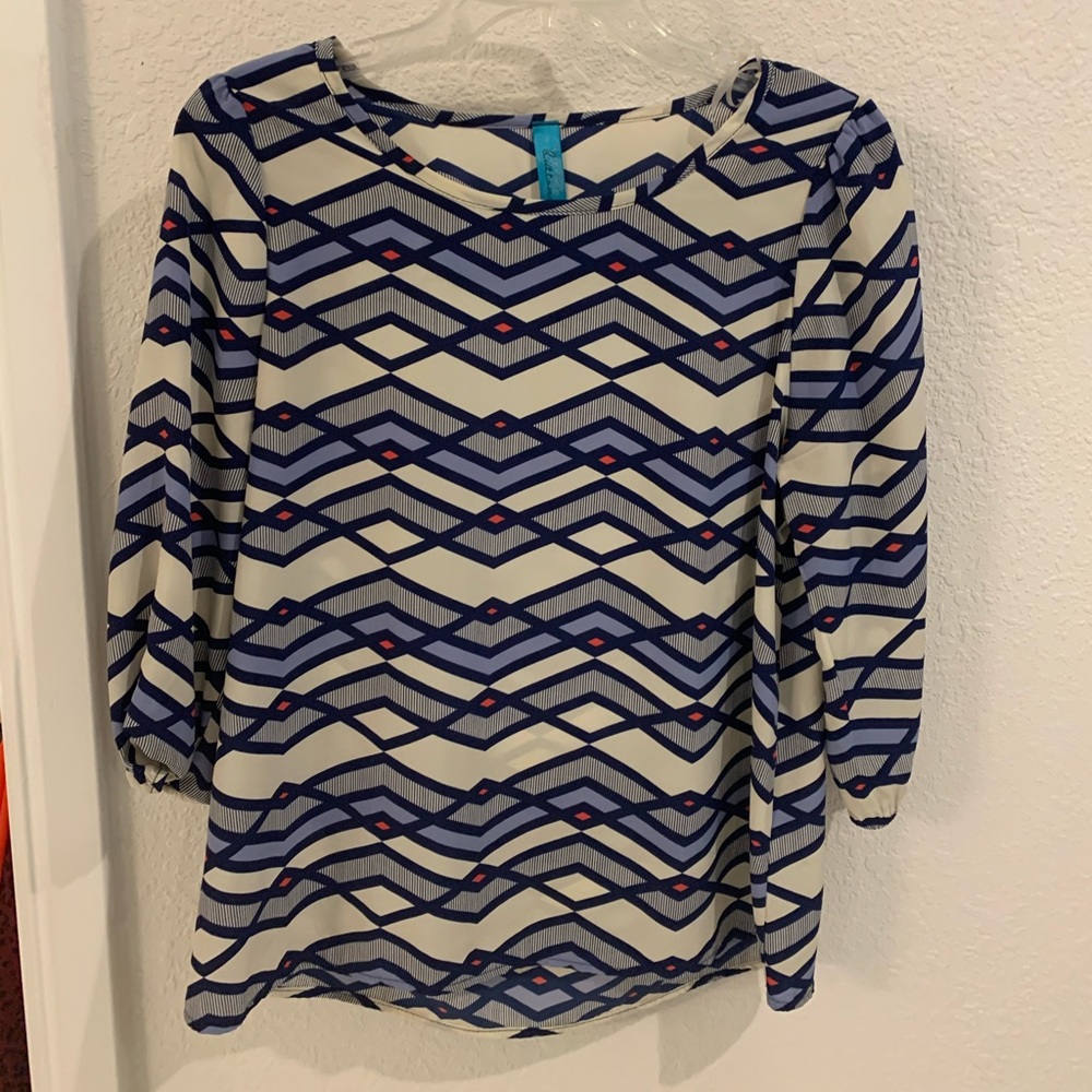 Open Back 3/4 sleeve shirt